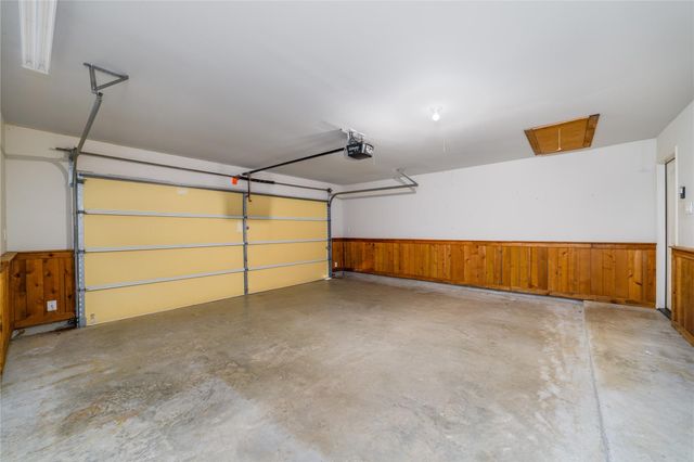 961 Wannan Lane, Conroe, TX 77301