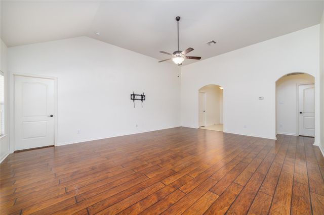 961 Wannan Lane, Conroe, TX 77301