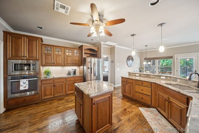 12564 S 71st East Avenue, Bixby, OK 74008