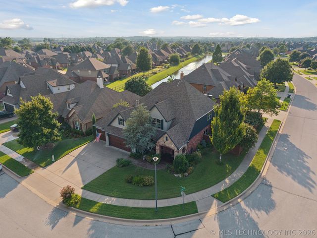 12564 S 71st East Avenue, Bixby, OK 74008