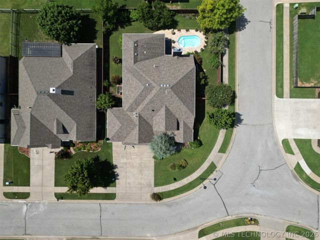 12564 S 71st East Avenue, Bixby, OK 74008