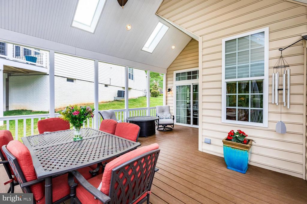 Image 61 of property listing at 306 GRINDSTONE DR, Arnold, MD 21012