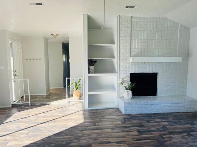 13114 Benford Drive, Houston, TX 77099