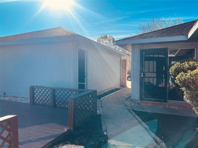 13114 Benford Drive, Houston, TX 77099