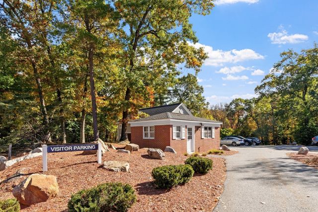 12 Village Ln 45, Tyngsborough, MA 01879