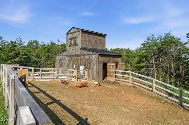 244 Jolene Way, Sevierville, TN 37876