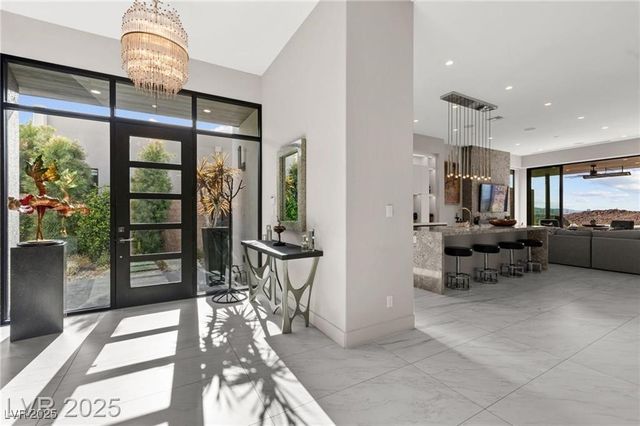 387 Solitude Peak Lane, Henderson, NV 89012