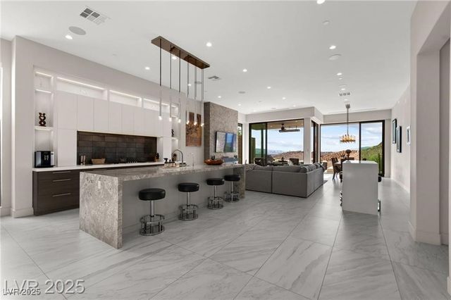 387 Solitude Peak Lane, Henderson, NV 89012