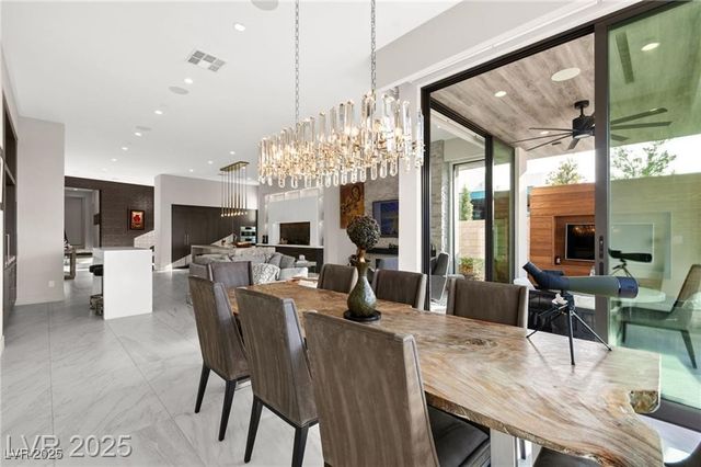 387 Solitude Peak Lane, Henderson, NV 89012