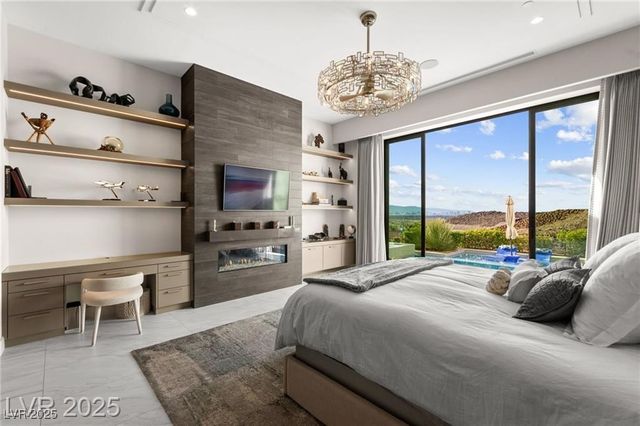 387 Solitude Peak Lane, Henderson, NV 89012