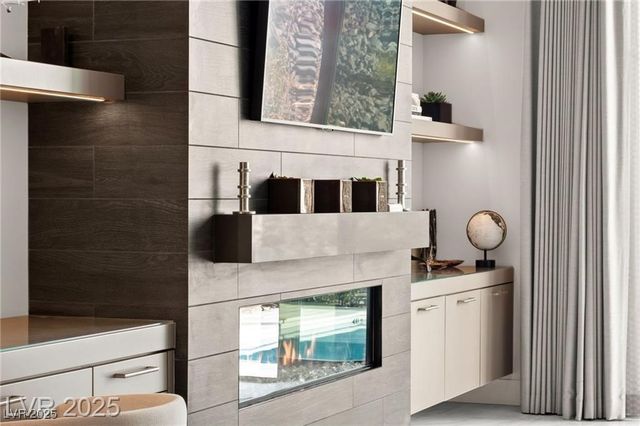 387 Solitude Peak Lane, Henderson, NV 89012