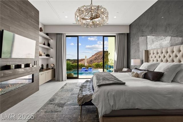 387 Solitude Peak Lane, Henderson, NV 89012