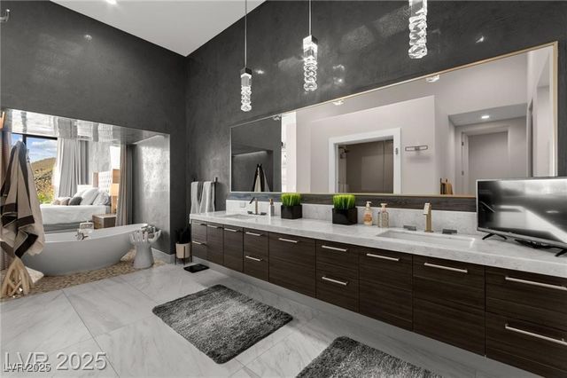 387 Solitude Peak Lane, Henderson, NV 89012