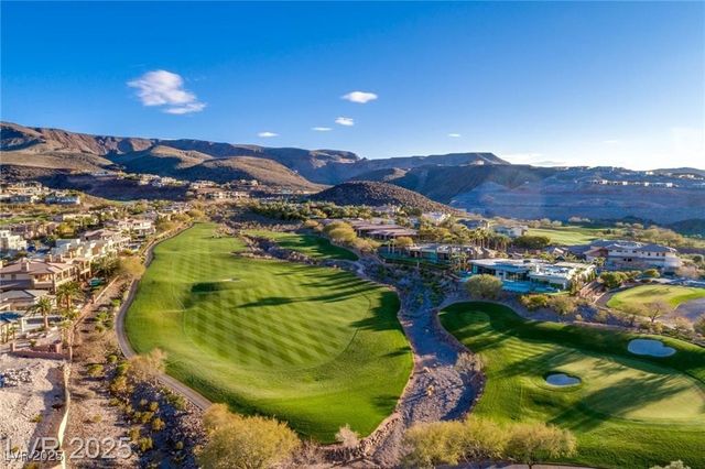 387 Solitude Peak Lane, Henderson, NV 89012