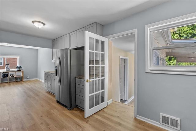 48 Cornwall TER, Hampton, VA 23666