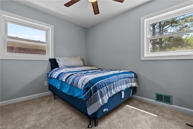 48 Cornwall TER, Hampton, VA 23666