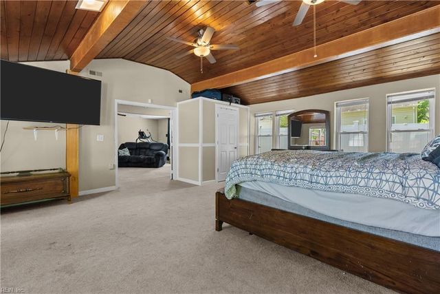 48 Cornwall TER, Hampton, VA 23666