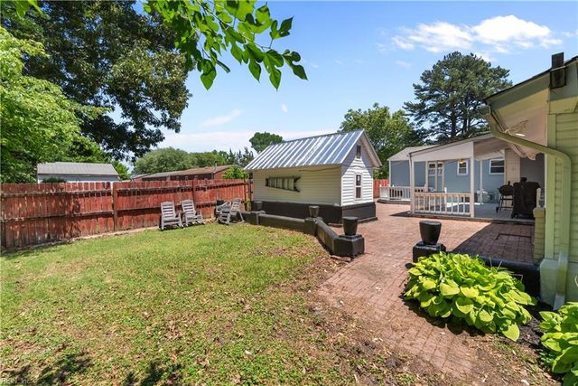 48 Cornwall TER, Hampton, VA 23666