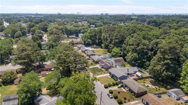 48 Cornwall TER, Hampton, VA 23666