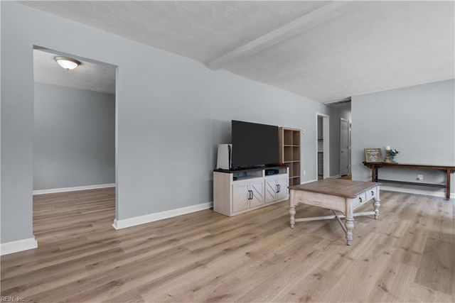 48 Cornwall TER, Hampton, VA 23666