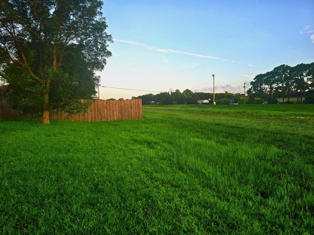 5915 NW Brianna Court, Port St. Lucie, Port St Lucie, FL 34986