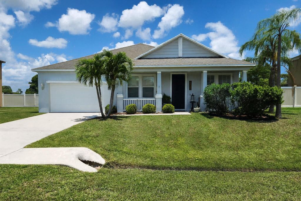 5915 NW Brianna Court, Port St. Lucie, Port St Lucie, FL 34986