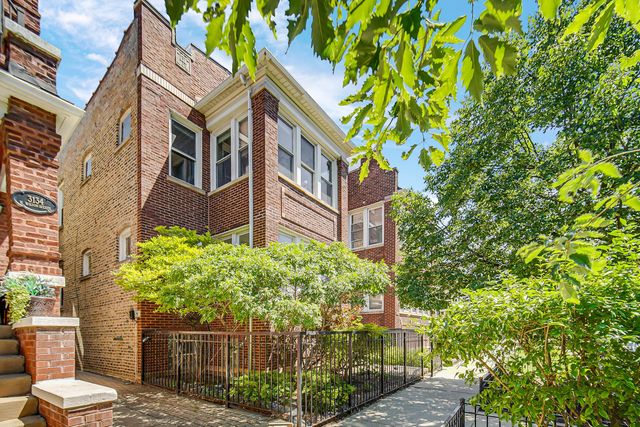3130 W Wilson Avenue, Chicago, IL 60625