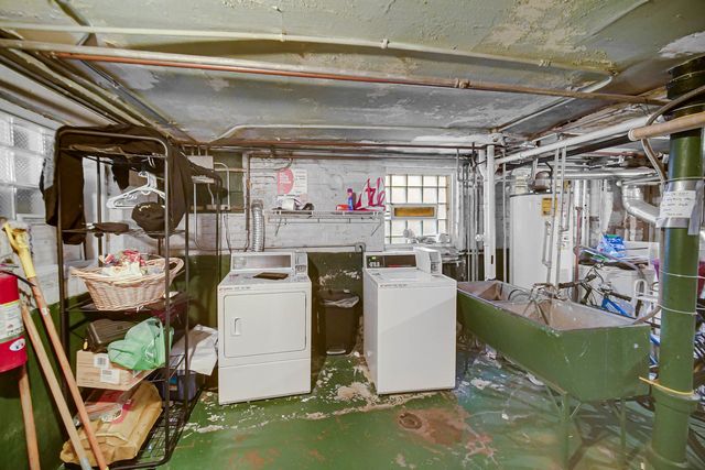3130 W Wilson Avenue, Chicago, IL 60625