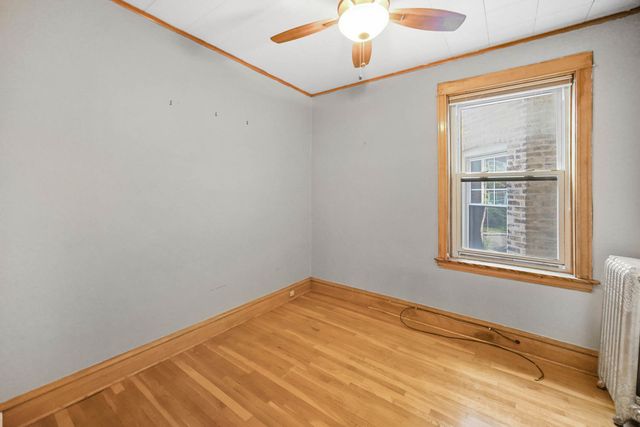 3130 W Wilson Avenue, Chicago, IL 60625