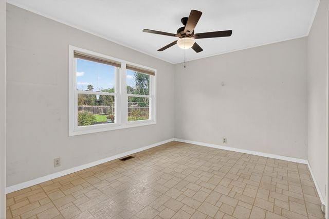 2115 Lucile Ave, Stockton, CA 95209