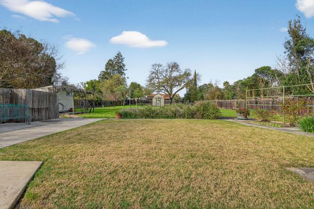 2115 Lucile Ave, Stockton, CA 95209