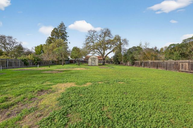 2115 Lucile Ave, Stockton, CA 95209