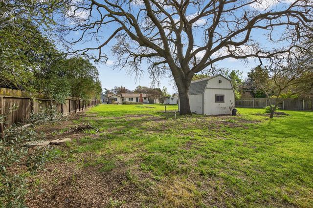 2115 Lucile Ave, Stockton, CA 95209