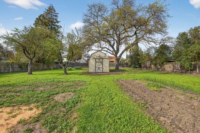 2115 Lucile Ave, Stockton, CA 95209