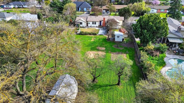 2115 Lucile Ave, Stockton, CA 95209