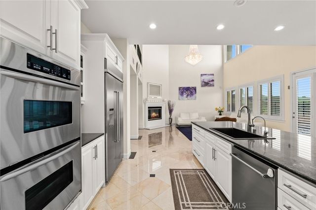 8226 Soft Winds, Corona, CA 92883