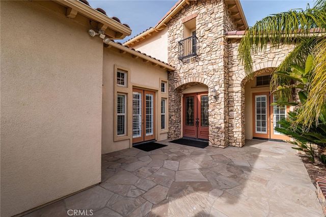 8226 Soft Winds, Corona, CA 92883