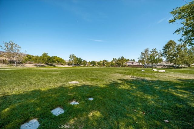 8226 Soft Winds, Corona, CA 92883