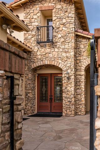 8226 Soft Winds, Corona, CA 92883