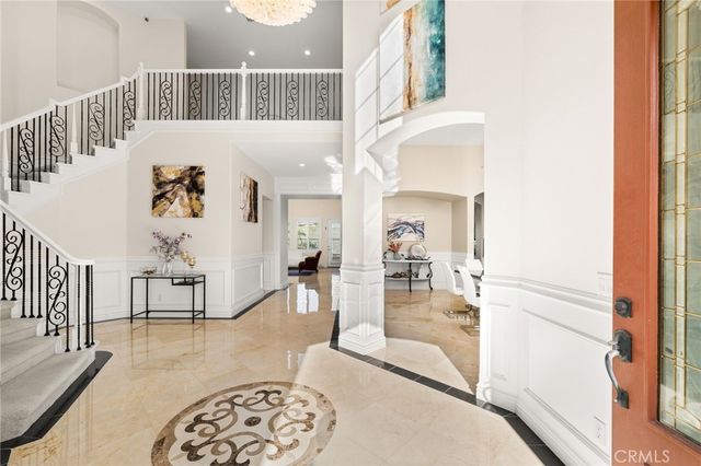 8226 Soft Winds, Corona, CA 92883