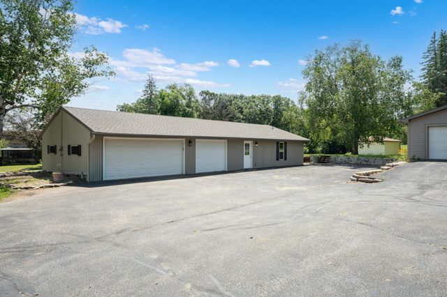 2540 28th Street SE, Rochester, MN 55904