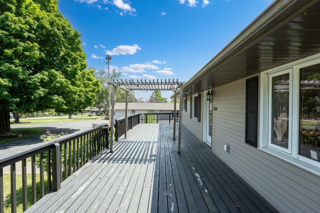 2540 28th Street SE, Rochester, MN 55904