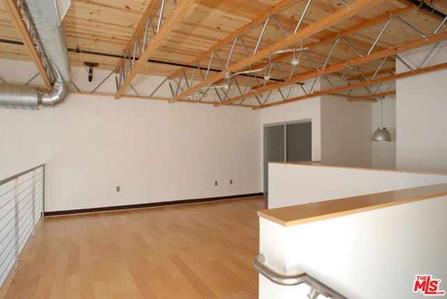 8312 Beverly Boulevard 204, Los Angeles, CA 90048