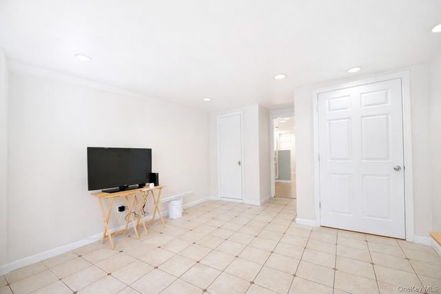 6701 Eliot Avenue, Middle Village, NY 11379