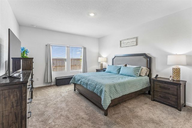 5801 Musquiz RDG, Seguin, TX 78155