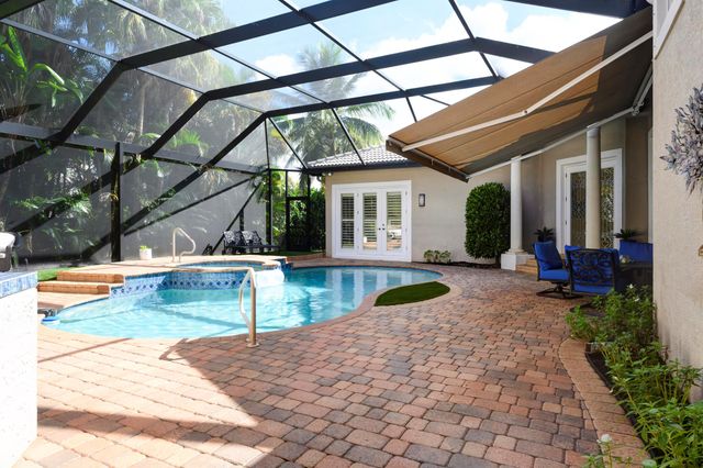 8431 Egret Lakes Lane, West Palm Beach, FL 33412