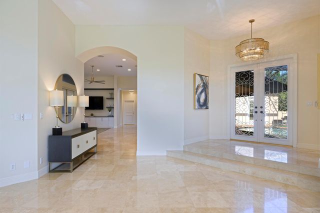 8431 Egret Lakes Lane, West Palm Beach, FL 33412