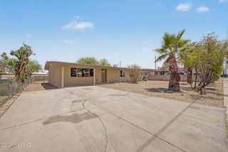 1212 W Fresno Street, Tucson, AZ 85745