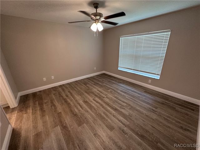 2854 W Edison Place, Citrus Springs, FL 34433