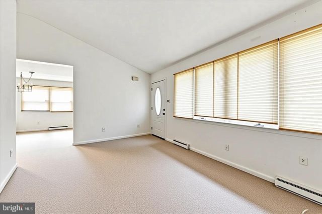 230 MARLBOROUGH AVE, Mount Ephraim, NJ 08059